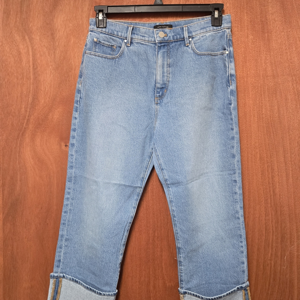 NWT Ann Taylor Light Blue Women's Cuffed Straight Jeans 8P